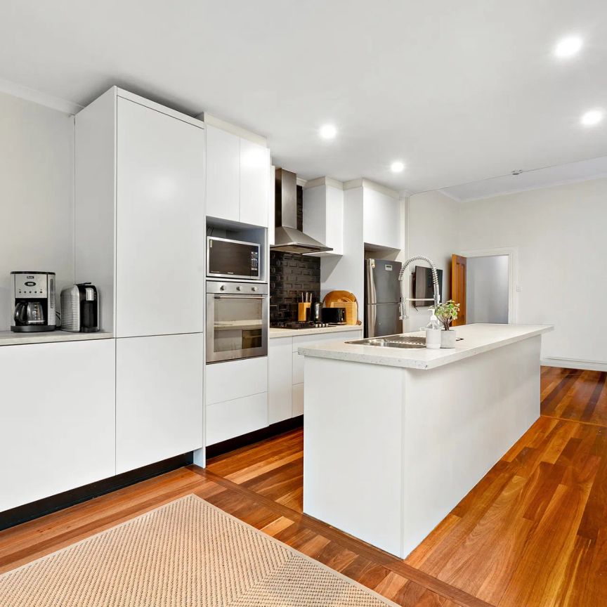 8 Duke Street, St Kilda. - Photo 1