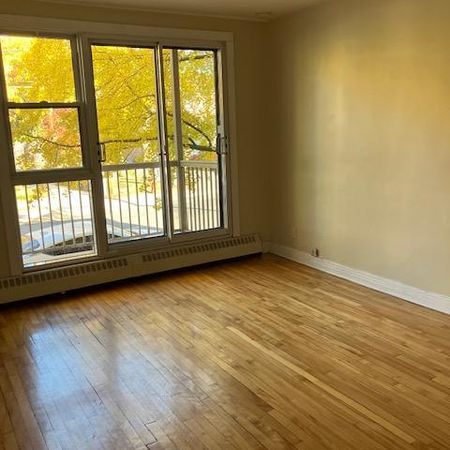 1 1/2 rénové à Dorval près des services - Photo 4