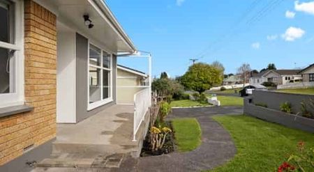 What a gem! - Photo 4