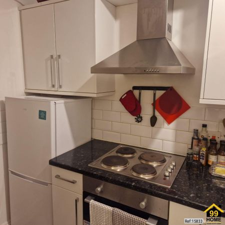 1 bed Flat in Brixton , London, SW2 4QD - Photo 4