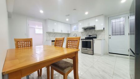 For Lease - 1 Claircrest Road, Markham, Ontario - Photo 5