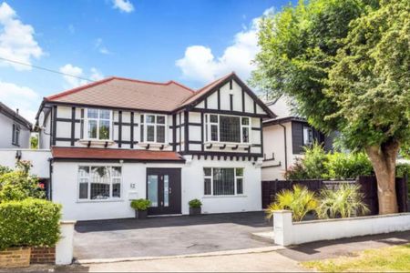 4 Bed Detached House, Derwent Avenue, SW15 - Photo 2