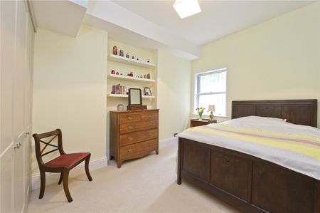 Uxbridge Road, Shepherds Bush, W12, London - Photo 5