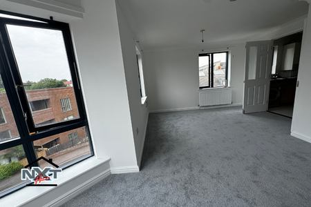 1 bedroom flat to rent - Photo 4