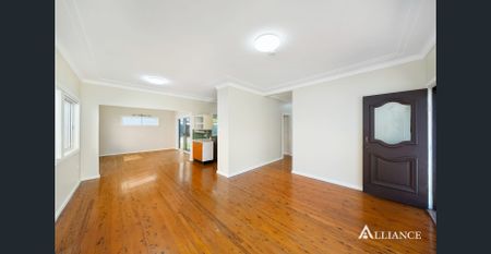 Spacious 3-Bedroom Brick Home - Photo 3