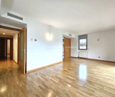 Piso en alquiler en Carrer d'Antoni Puigvert - Photo 1