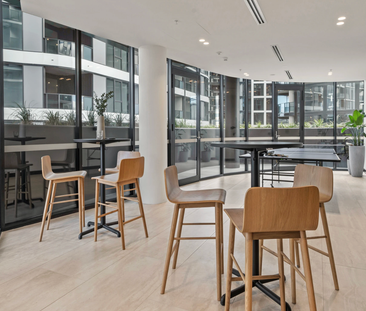 210/220 Melrose Drive, Phillip ACT 2606 - Apartment For Rent - $450... - Photo 3