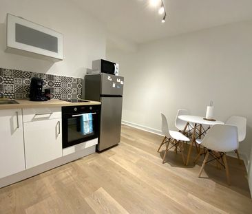 HYPER CENTRE, SECTEUR PLACE DE L'HÔTEL DE VILLE, charmant T2 entièr... - Photo 6