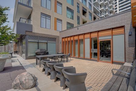 For Lease - 8 Beverley Glen Boulevard Unit# 712, Vaughan, Ontario - Photo 2