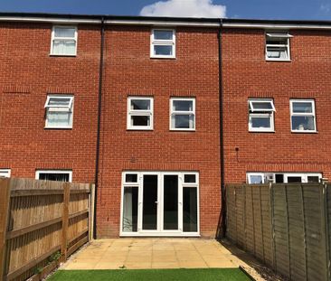 Wilks Road, GRANTHAM - Photo 3