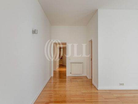 Luxury Apartment for rent in Bairro Alto (Encarnacao), Misericórdia, Lisbon - Photo 4
