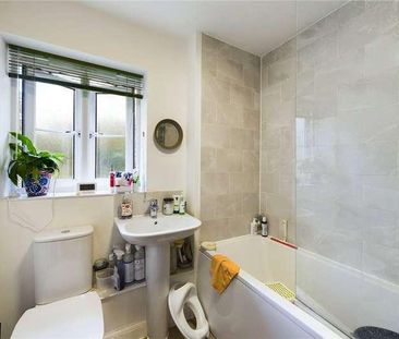 Woodlands View, Newbury, Berkshire, RG14 - Photo 3