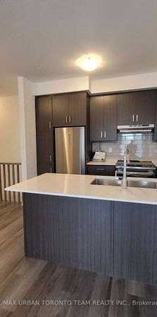 Jane and Highway 7 Beautiful 2Bdrm Twnhouse Open Concept Kitchen, Liv - Photo 1