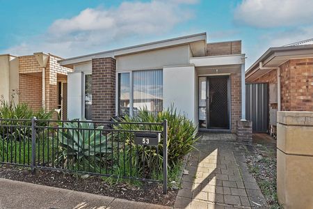 Comfortable, Well-Maintained Home in Andrews Farm - Photo 3