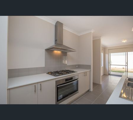 265B Lambeth Cir, Wellard, WA 6170 - Photo 5