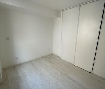 Location Appartement 2 pièces 36m² MONTAUBAN 82000 - Photo 2