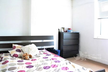 Beckingham Road, Guildford, Surrey, GU2 8BN - Photo 3