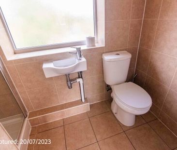 27 Barstow Avenue - Photo 6