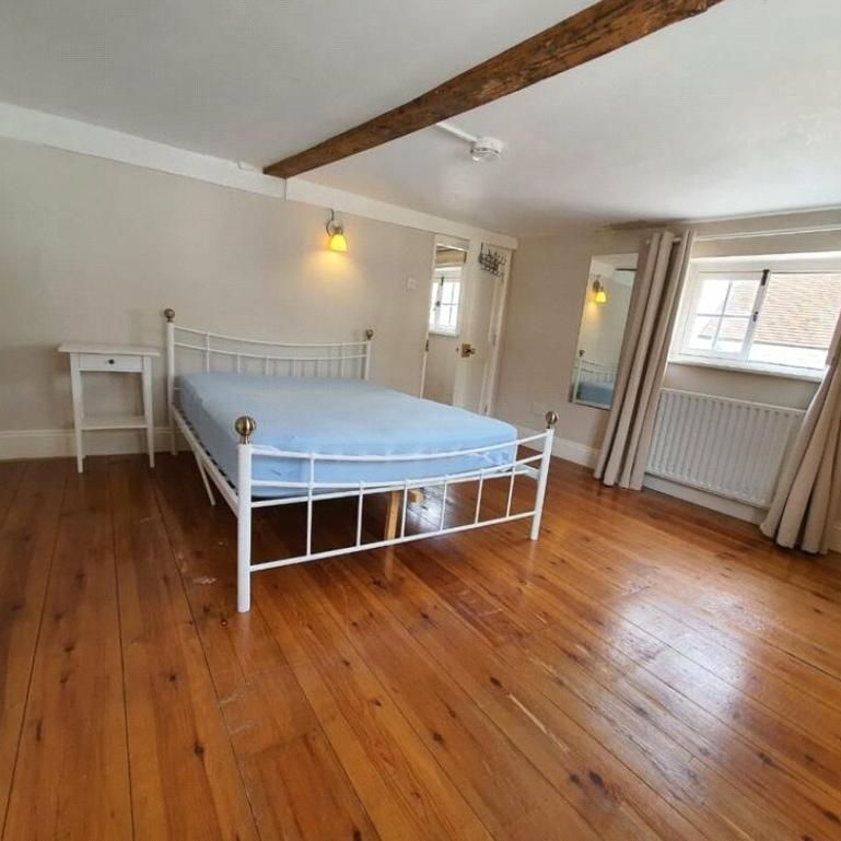 5 bedroom apartment to rent - Photo 1