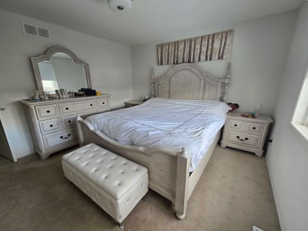 For Lease - 534 Rioja Street, Kanata, Ontario - Photo 4