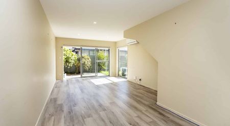 Spacious 3 bedroom townhouse in Cashmere High School zone! - Photo 3
