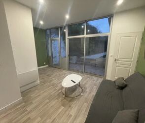 Location Appartement 1 pièces 13 m2 à Saint-Quentin - Photo 2