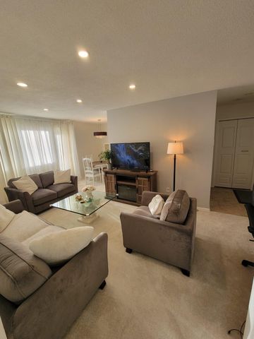 For Lease - 2485 Woking Crescent Unit# 309, Mississauga, Ontario - Photo 5