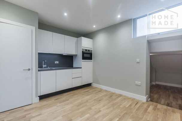 Studio to rent - Photo 1