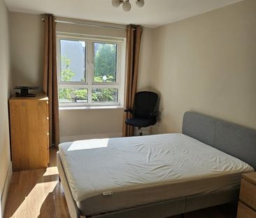 Room in a Shared Flat, St. Davids Square, E14 - Photo 3