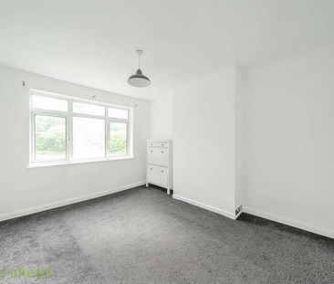 Gomshall Gardens, Kenley, CR8 - Photo 5