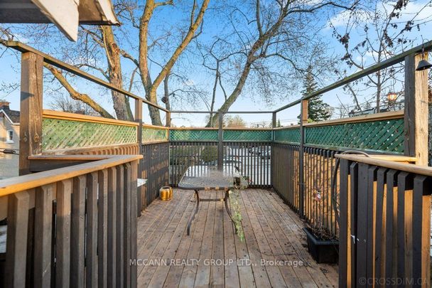 For Lease - 927 Kingston Road Unit# Upper, Toronto, Ontario - Photo 1