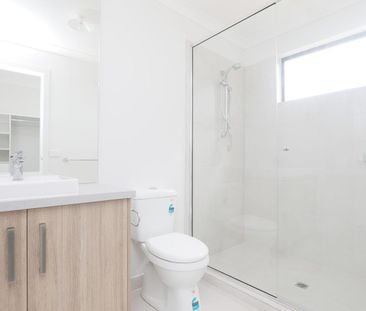 Luxury three bedroom townhouse - Photo 4