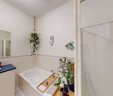 Modern Comfort with Space, Privacy and Convenience - Photo 3