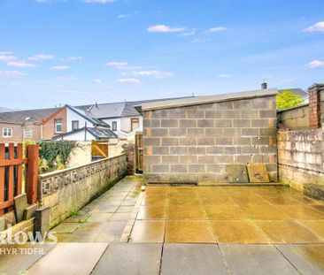 3 bedroom terraced house to rent - Photo 6