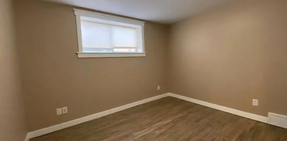 352 Smith St, Regina - Photo 2