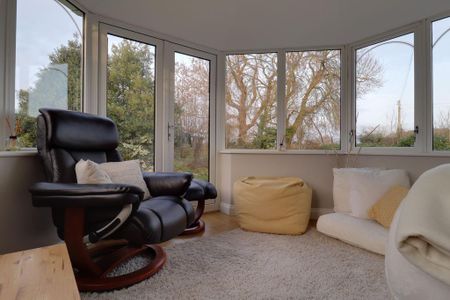 4 bedroom detached house to rent - Photo 5