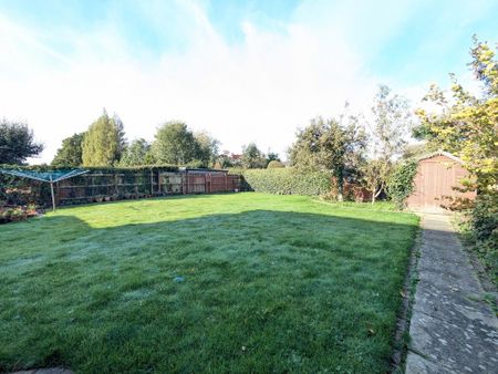 6 bedroom detached house to rent - Photo 5