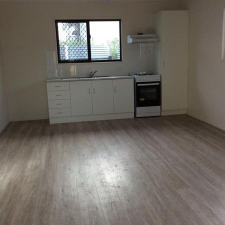 Coastal Convenience - Furnished 1 Bedroom Unit in Scarness - Photo 2
