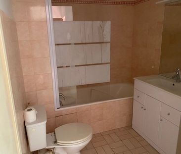 Location Appartement 1 pièce 38m² MONTREVEL EN BRESSE 01340 - Photo 4