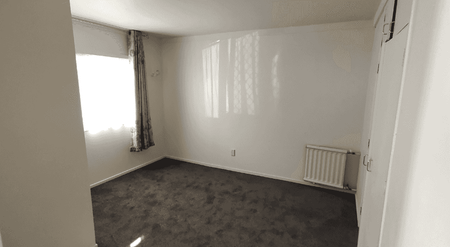 Thermal Unit - Central Location - Photo 2