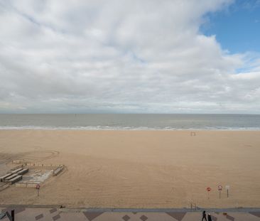 Ongemeubeld appartement op de zeedijk in het Zoute - Foto 4