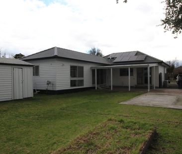 Spacious 4 Bedroom Family Home - Photo 5