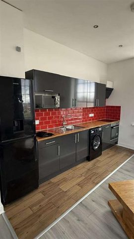 Horrocks Lane, Warrington, WA1 - Photo 4