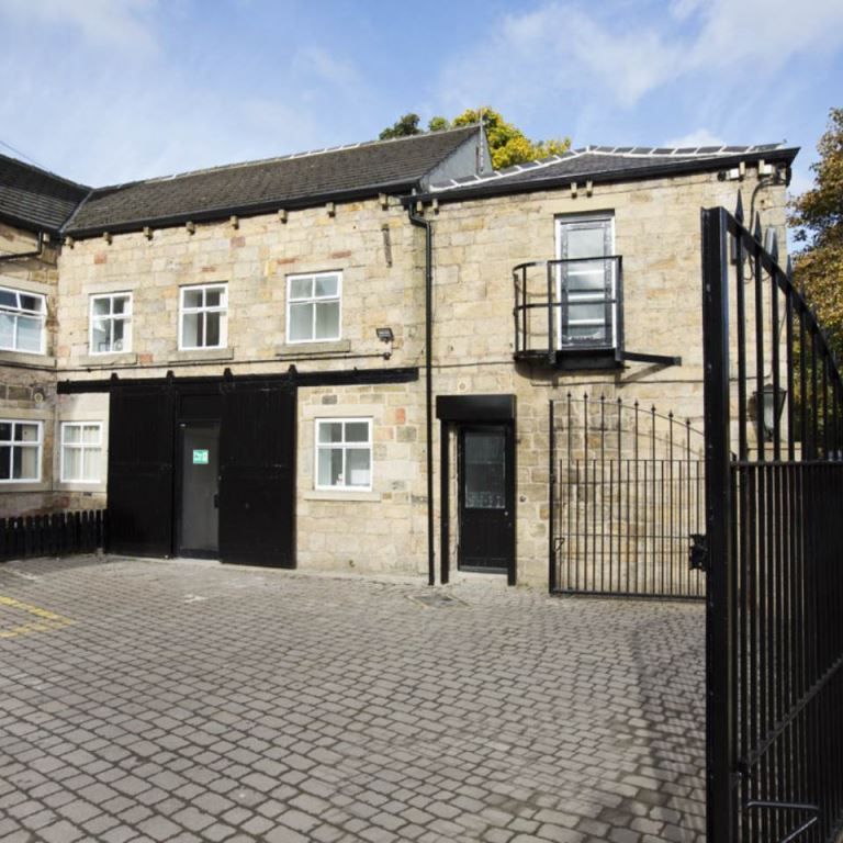 Apartment 8 Rivermill Court, 1 Sandford Place, Leeds, West Yorkshire, LS5 3BY - Photo 1