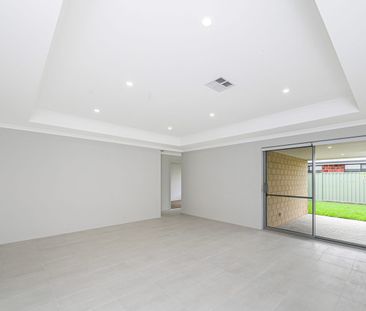 Family Living in Henley Brook - Photo 1