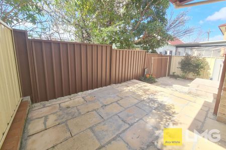 Home For Rent - Photo 5