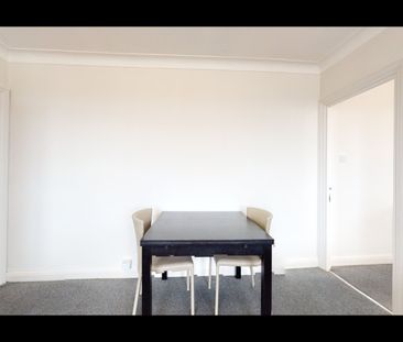 2 Bed Flat, Aldis St, SW17 - Photo 4