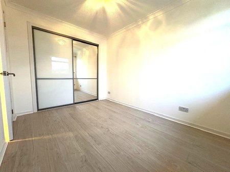 1 bedroom end of terrace house to rent - Photo 2