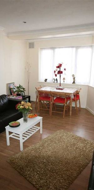 Manor Court, Bonnersfield Lane, Harrow - Photo 1