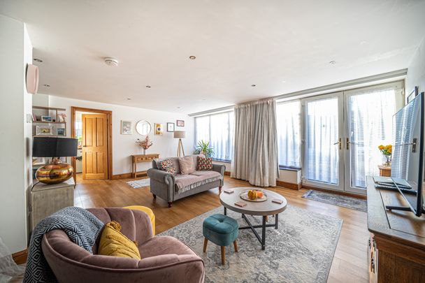 Packridge Farm, Packridge Lane, Romsey, SO51 ground floor flat to rent - Photo 1